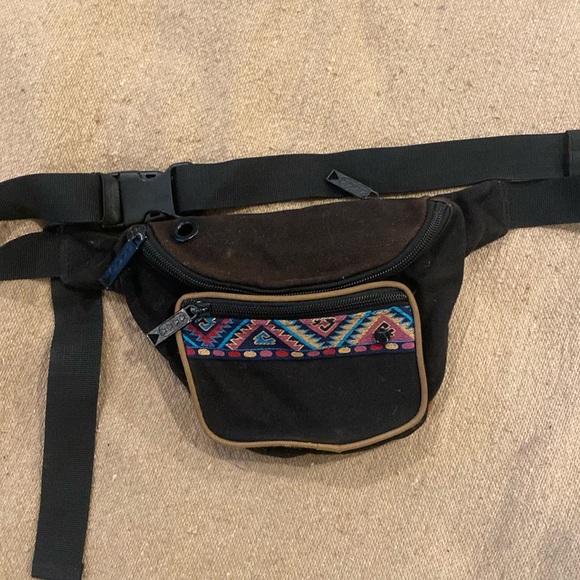 BUMBAG - Picture 1 of 3